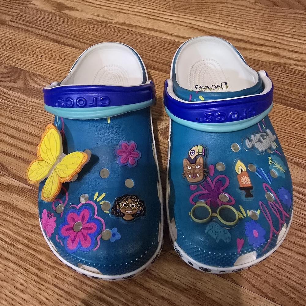 Crocs Encanto Kids' Colorful Butterfly Clogs - Picture 2 of 4